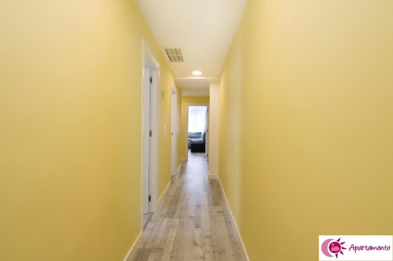 Apartamentos Cisne กรานาดา ภายนอก รูปภาพ