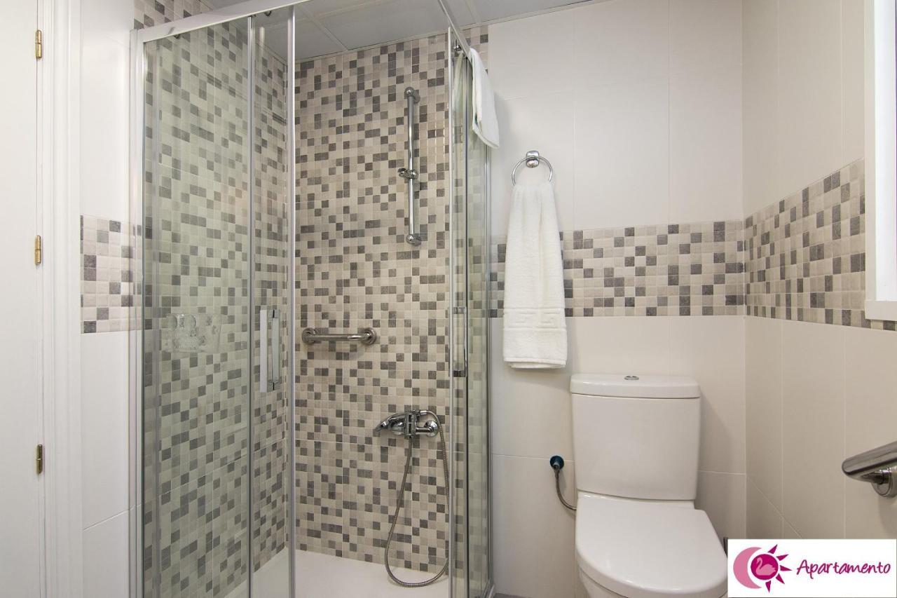 Apartamentos Cisne กรานาดา ภายนอก รูปภาพ
